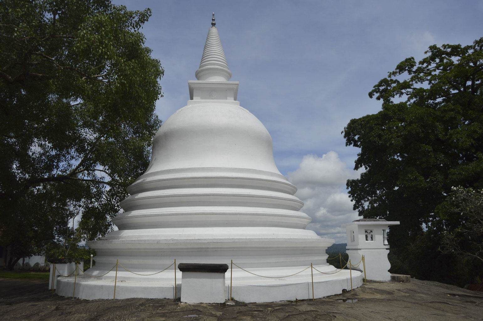 Prexmedia. Fotografia profesional. Religiones del mundo, semana santa, templos, católico, budista.../ Professional photography. World religions, Easter, Temples, Catholic, Buddhist. Sri Lanka